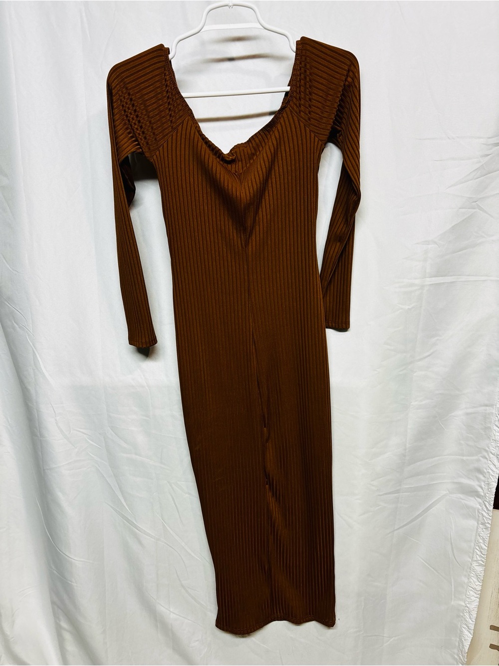 Fall Fashion - Brown Ribbed Twist Front Bodycon maxi Fall Dress NWT Size Medium - Picture 4 of 5